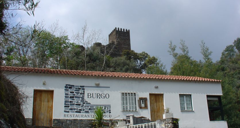 Voto de Reconhecimento atribuido ao Restaurante “O Burgo” por 35 anos de atividade