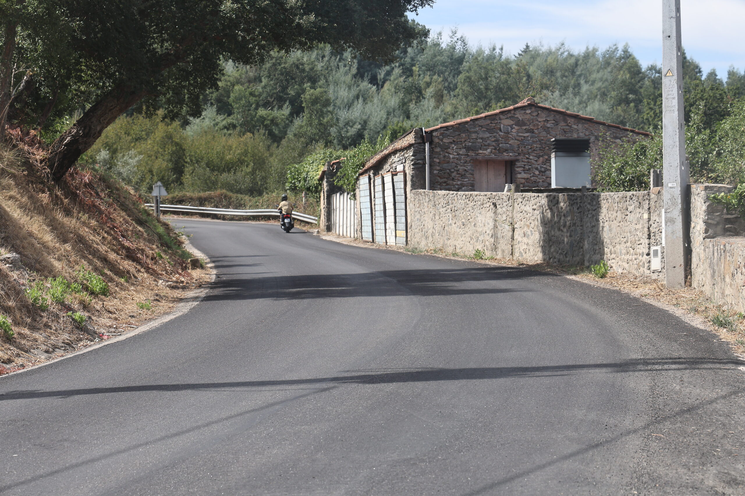 Autarquia da Lousã realiza investimentos na requalificação da rede viária e arruamentos municipais