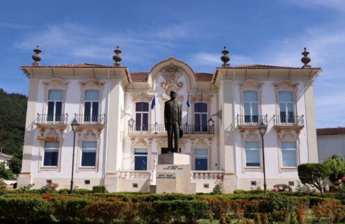 Executivo aprova impostos municipais com redução do IMI.